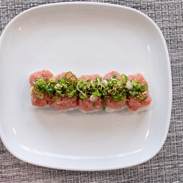 Negitoro Temaki.