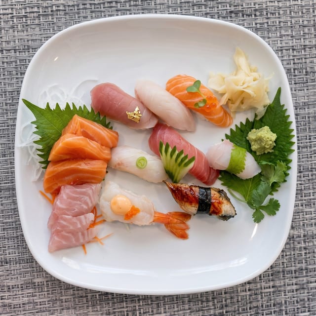 Take Nigiri Sushi Set.